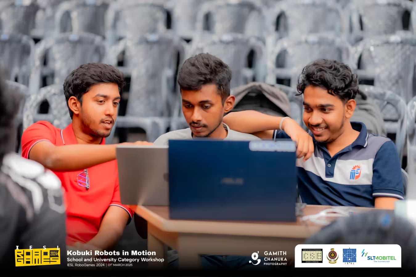 University category — team collaborating on robot code